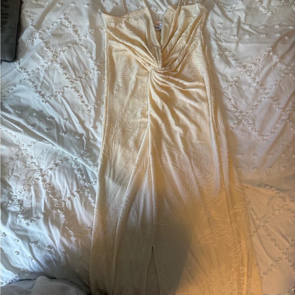 Elegant Cream Maxi Dress with slit